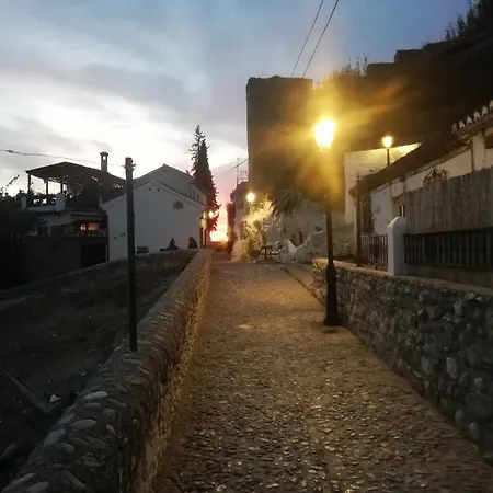 Homestay Cueva El Duende